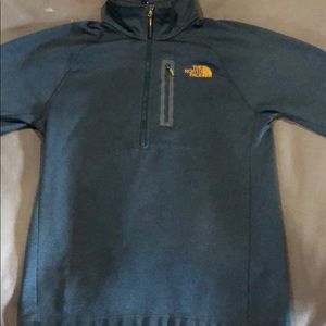 North Face Pull Over